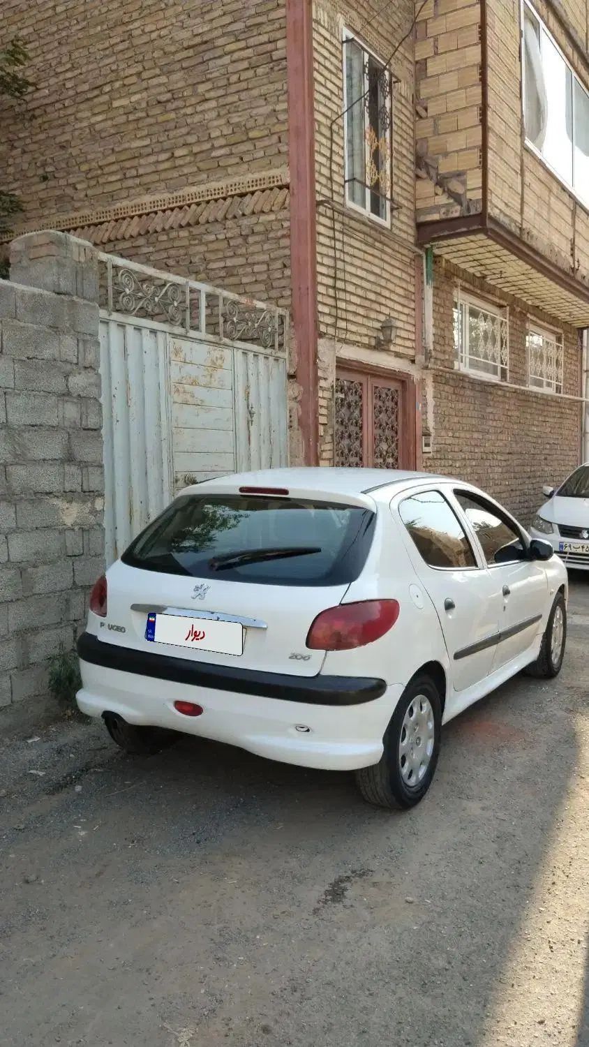 پژو 206 تیپ 3 - 1380