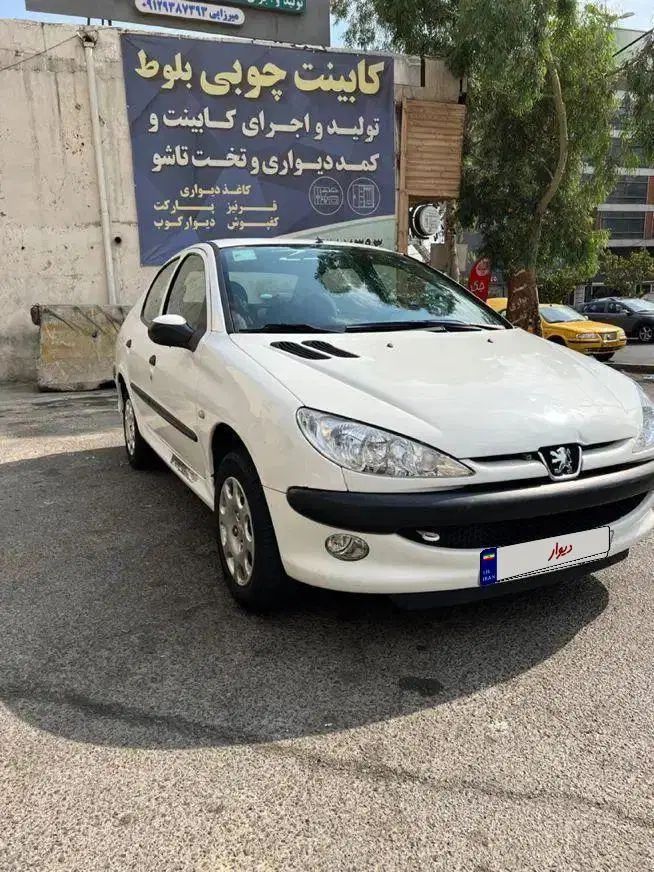 پژو ۲۰۶ صندوق دار v8 - 1398