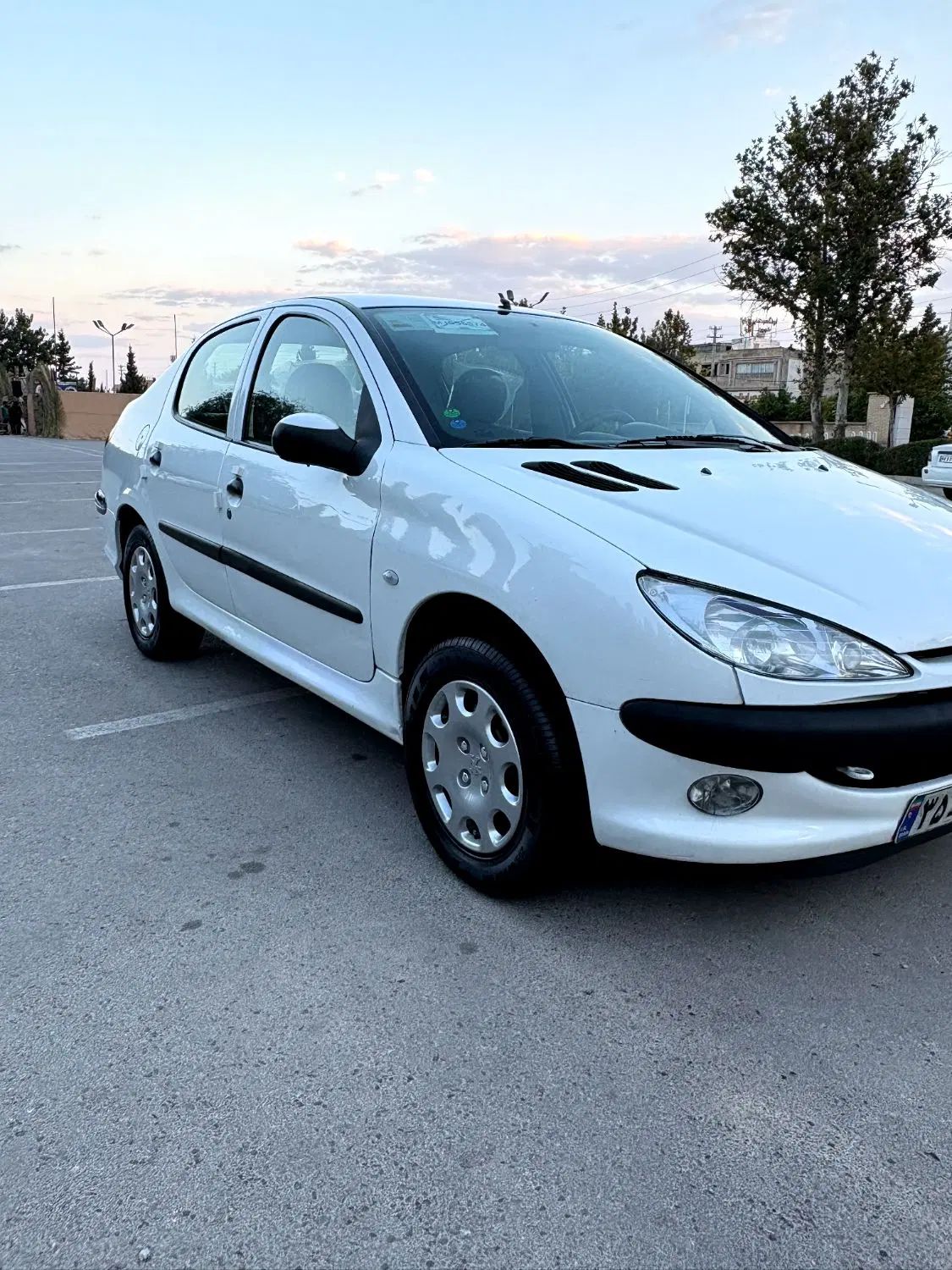 پژو ۲۰۶ صندوق دار v8 - 1396