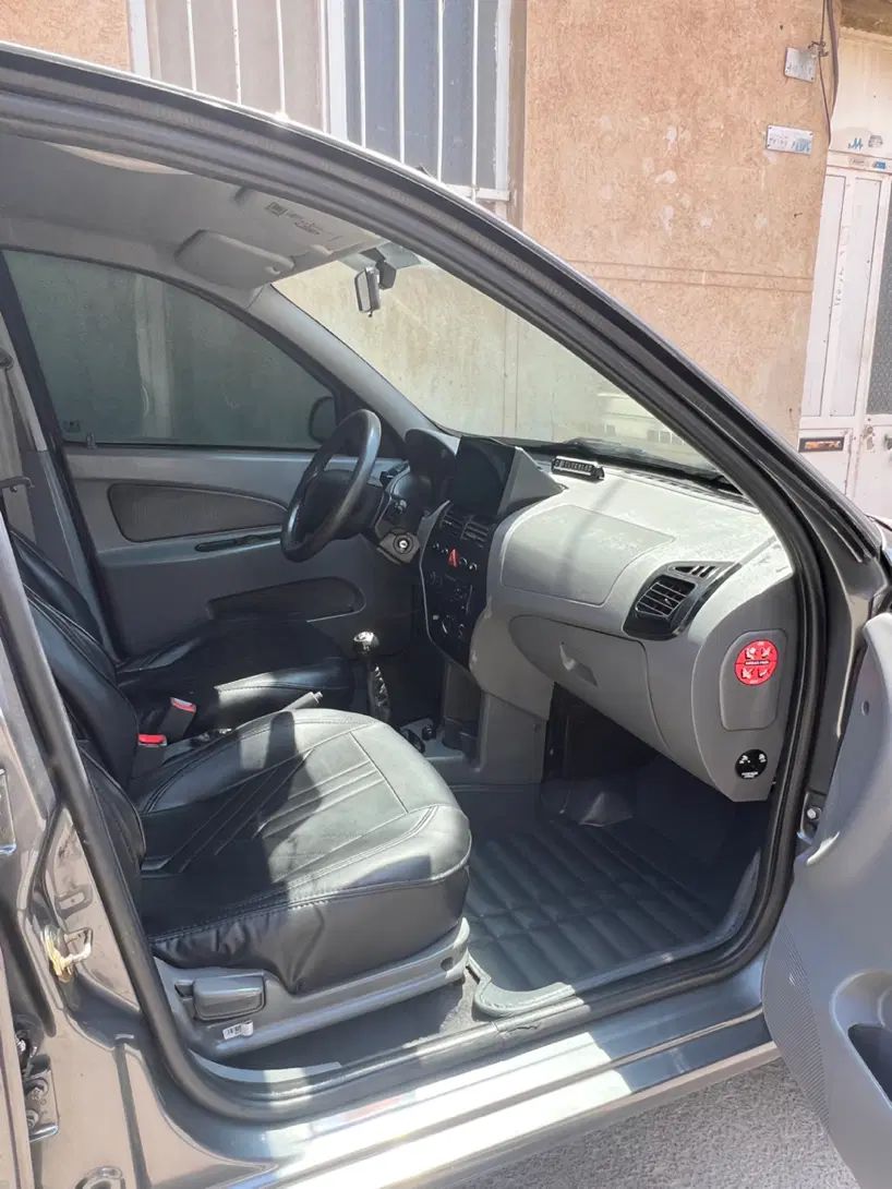 تیبا صندوق دار SX - 1398
