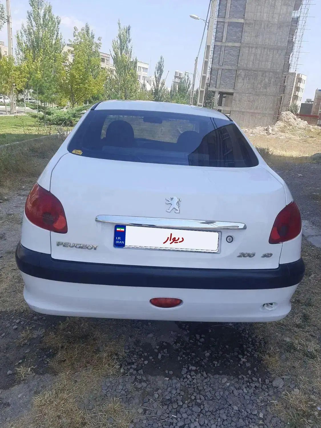 پژو ۲۰۶ صندوق دار v8 - 1399