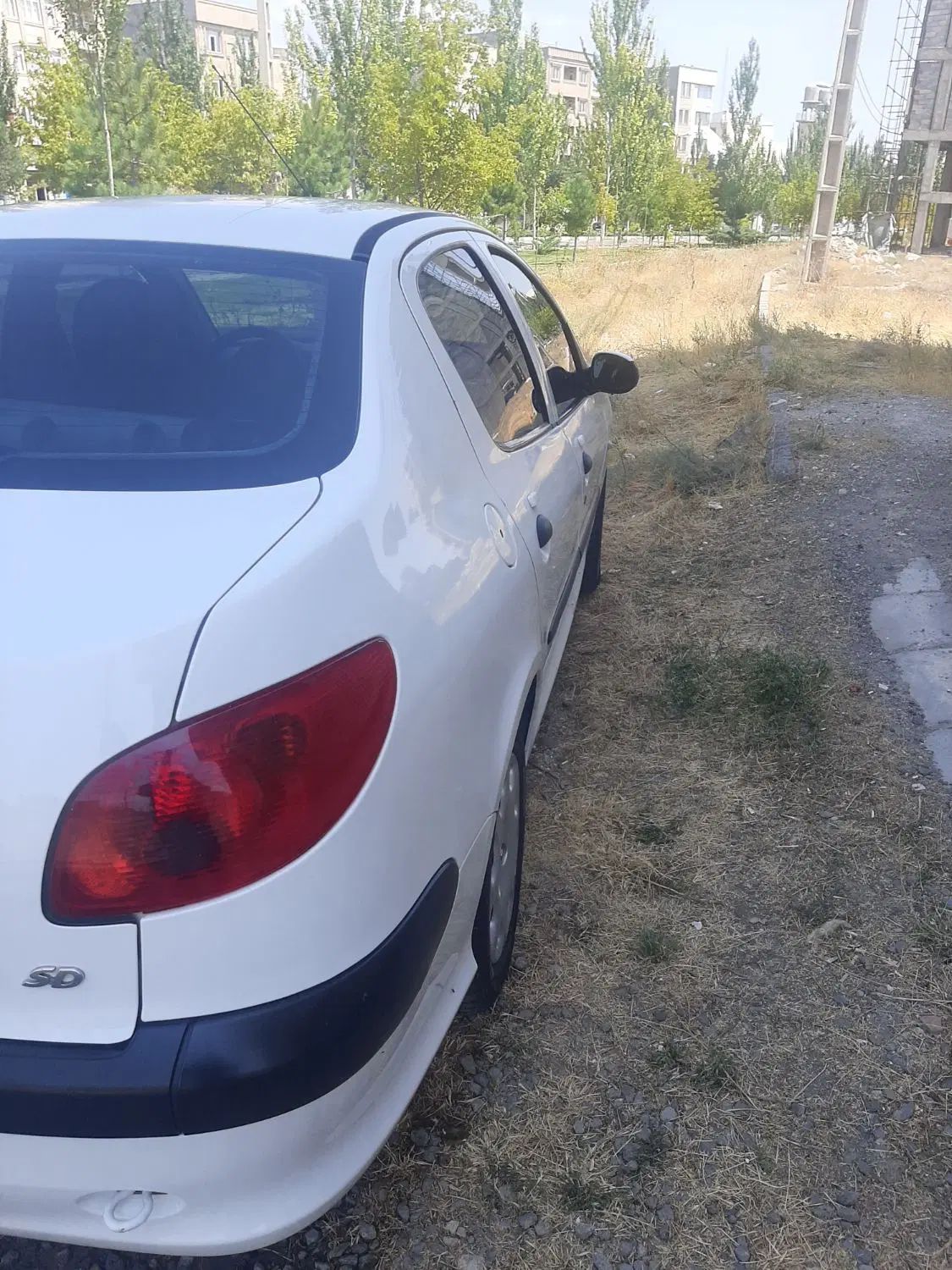 پژو ۲۰۶ صندوق دار v8 - 1399