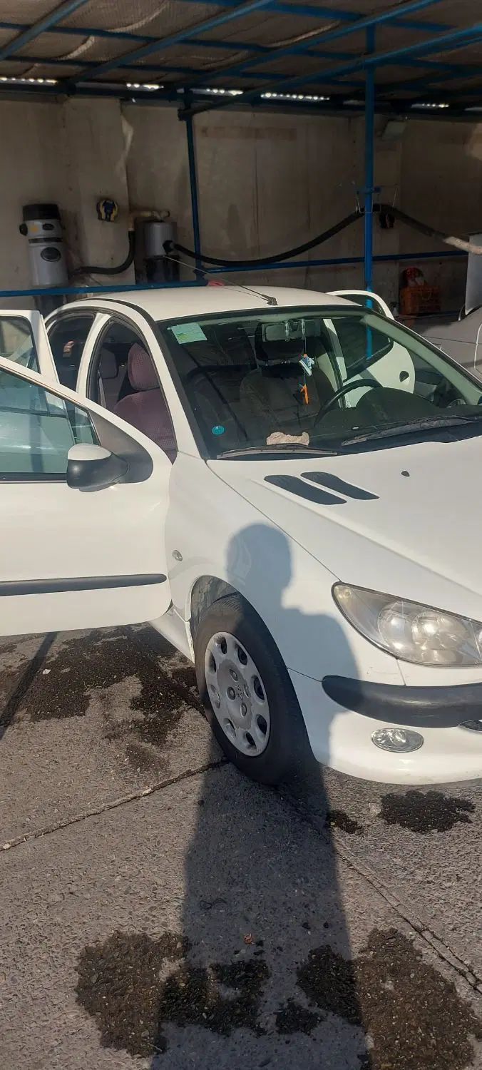 پژو ۲۰۶ صندوق دار v8 - 1396