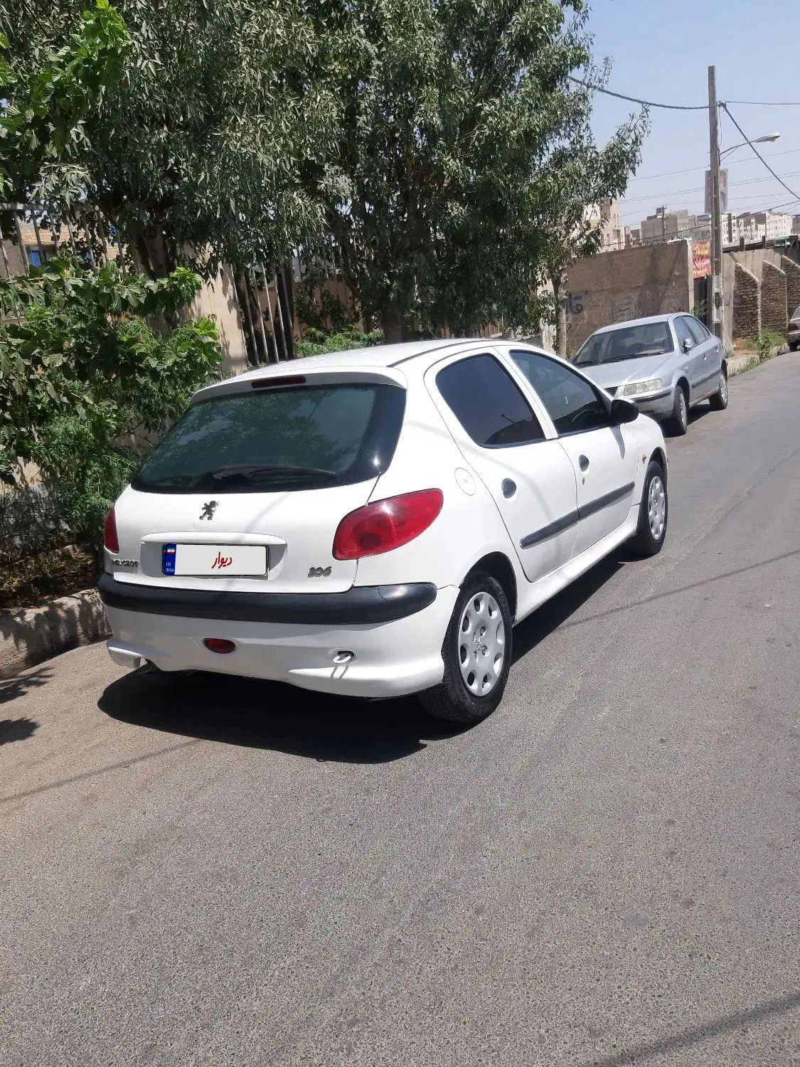 پژو 206 تیپ 5 - 1390
