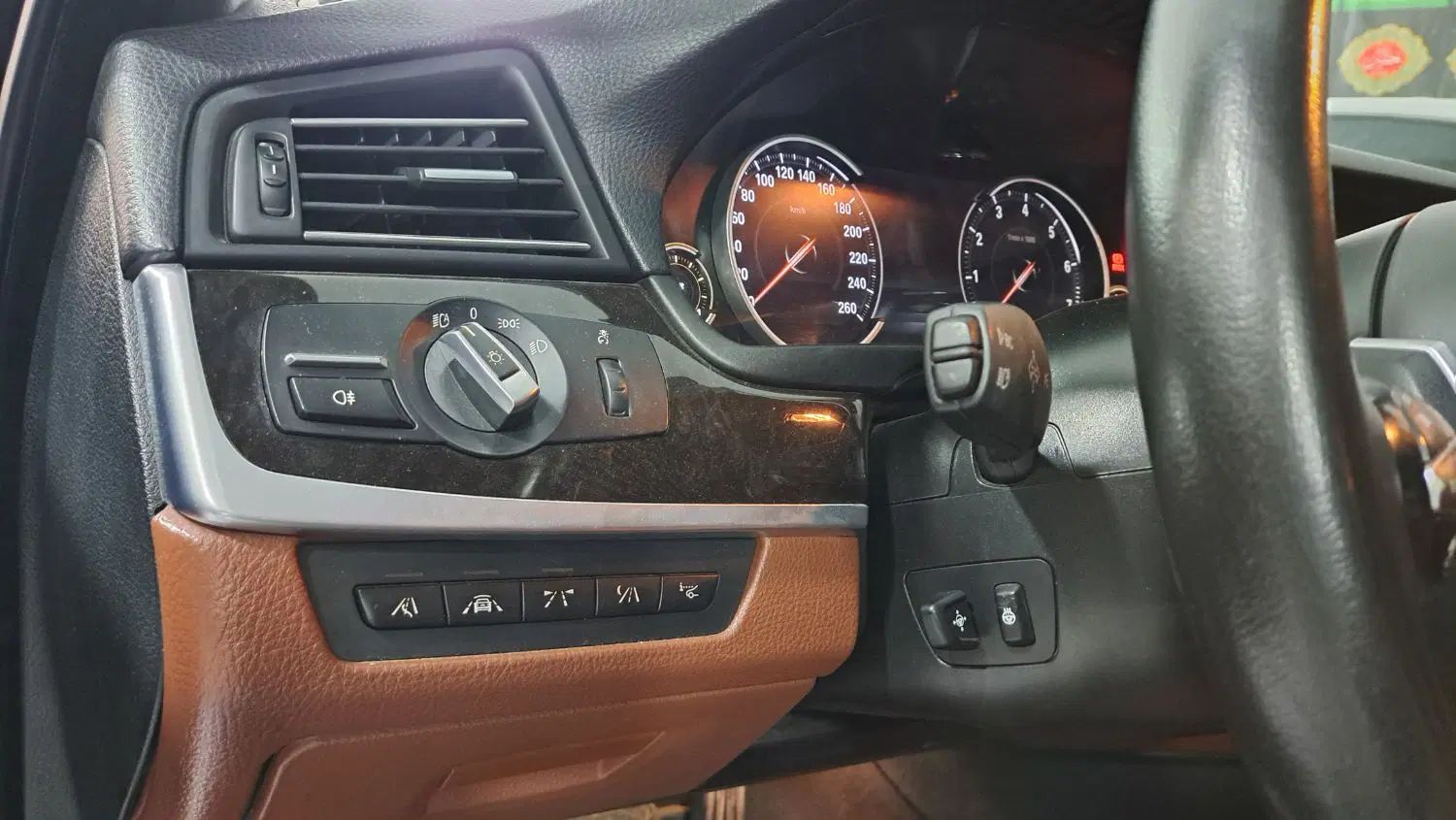 ب ام و سری 5 528i - 2015
