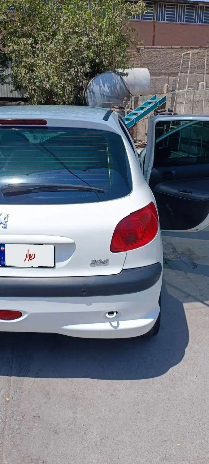 پژو 206 تیپ 2 - 1396