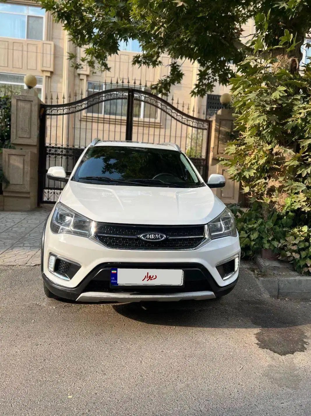 ام وی ام X22 دنده‌ای لاکچری - 1397