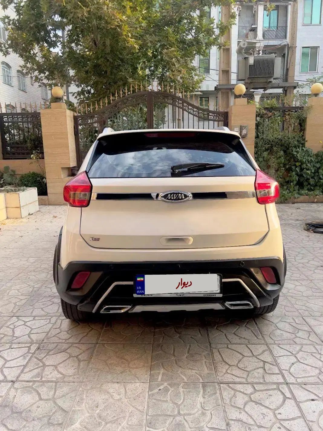 ام وی ام X22 دنده‌ای لاکچری - 1397
