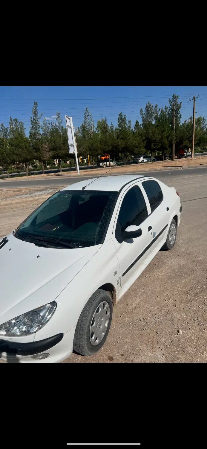 پژو ۲۰۶ صندوق دار v8 - 1398