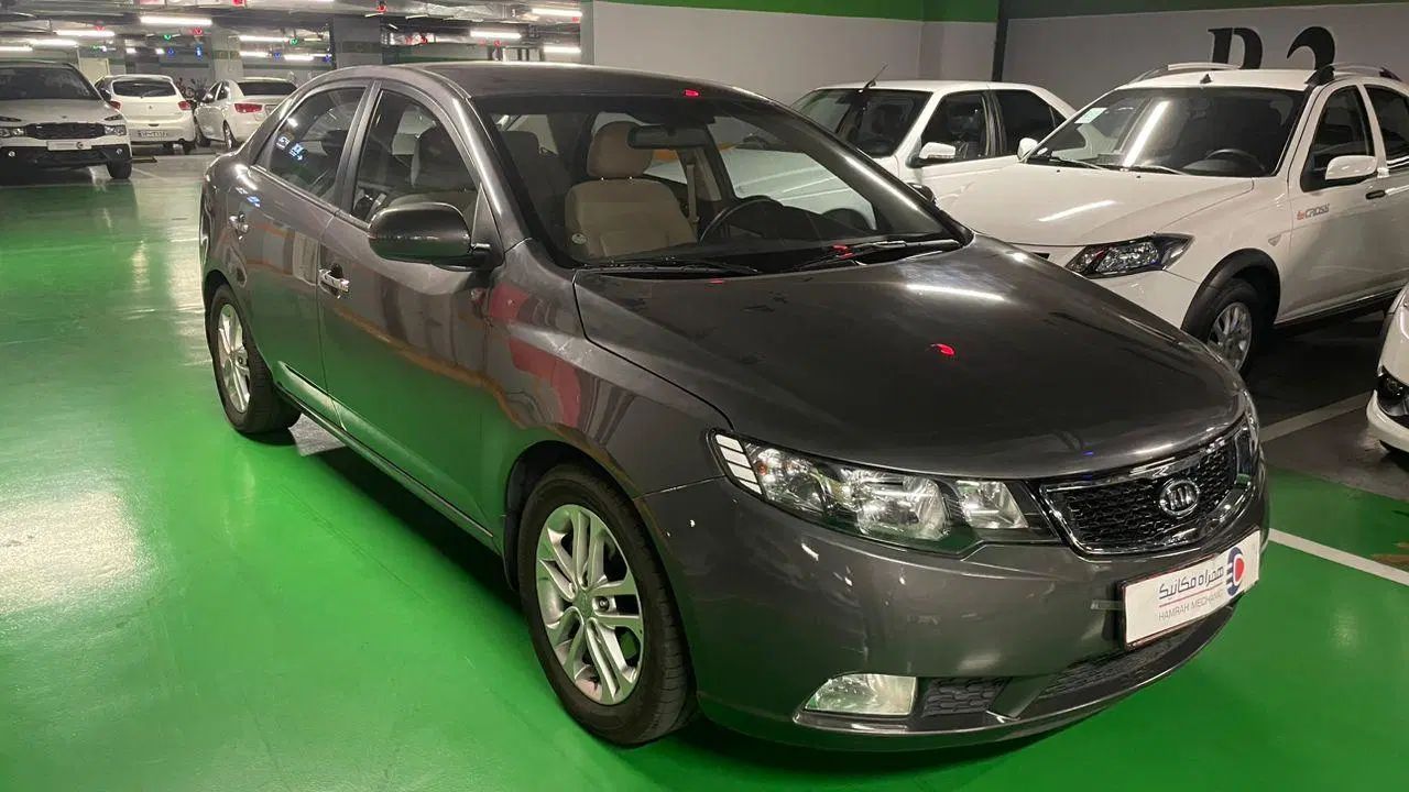 کیا سراتو 2.0 لیتر اتوماتیک GT لاین - 2017
