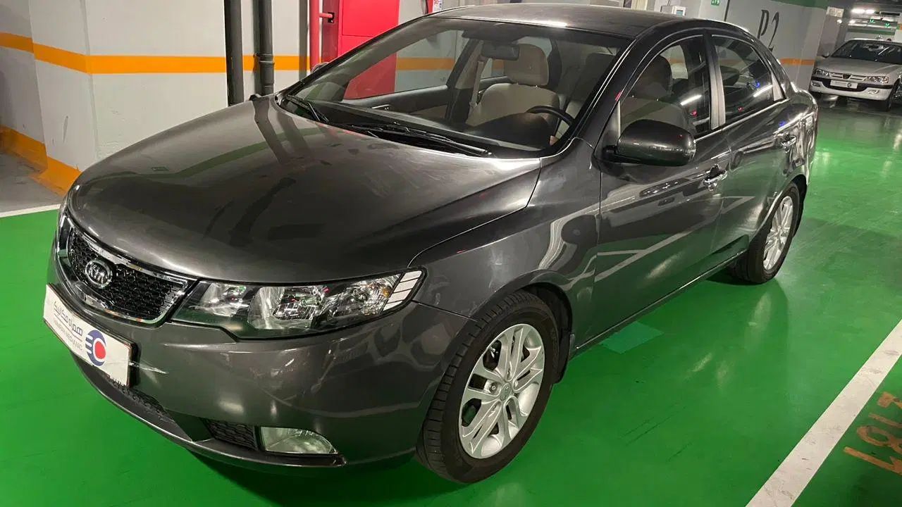 کیا سراتو 2.0 لیتر اتوماتیک GT لاین - 2017