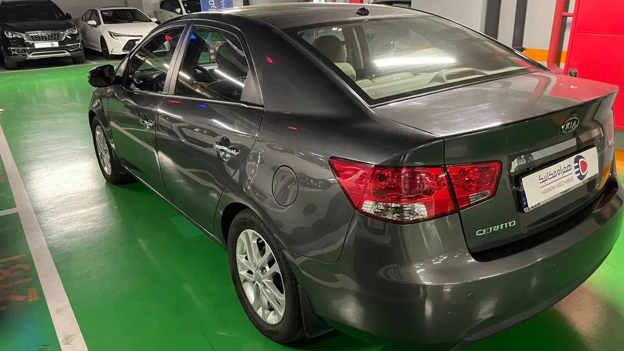 کیا سراتو 2.0 لیتر اتوماتیک GT لاین - 2017