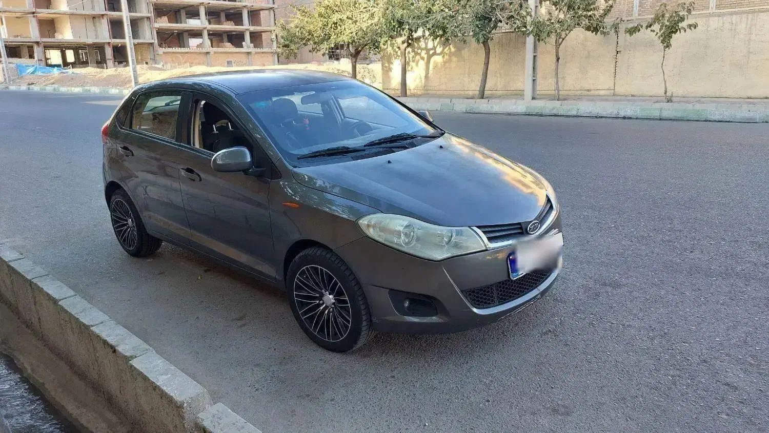 ام وی ام 315 هاچ بک ساده دنده ای - 1392