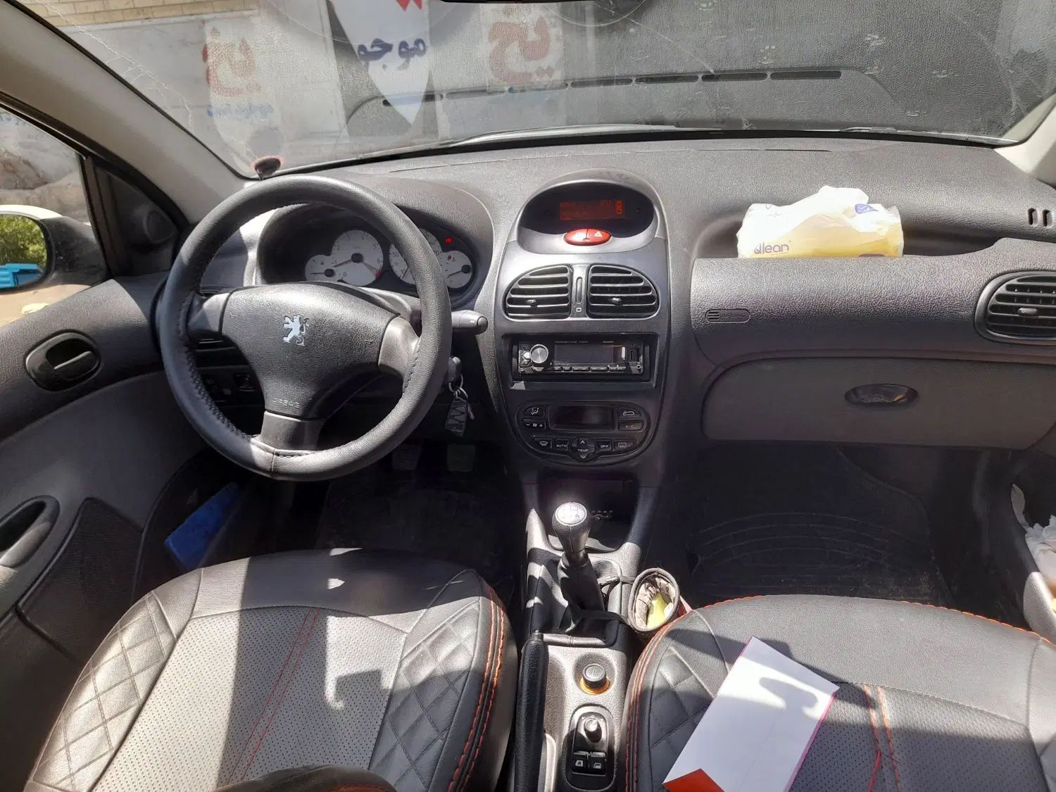 پژو ۲۰۶ صندوق دار v8 - 1398