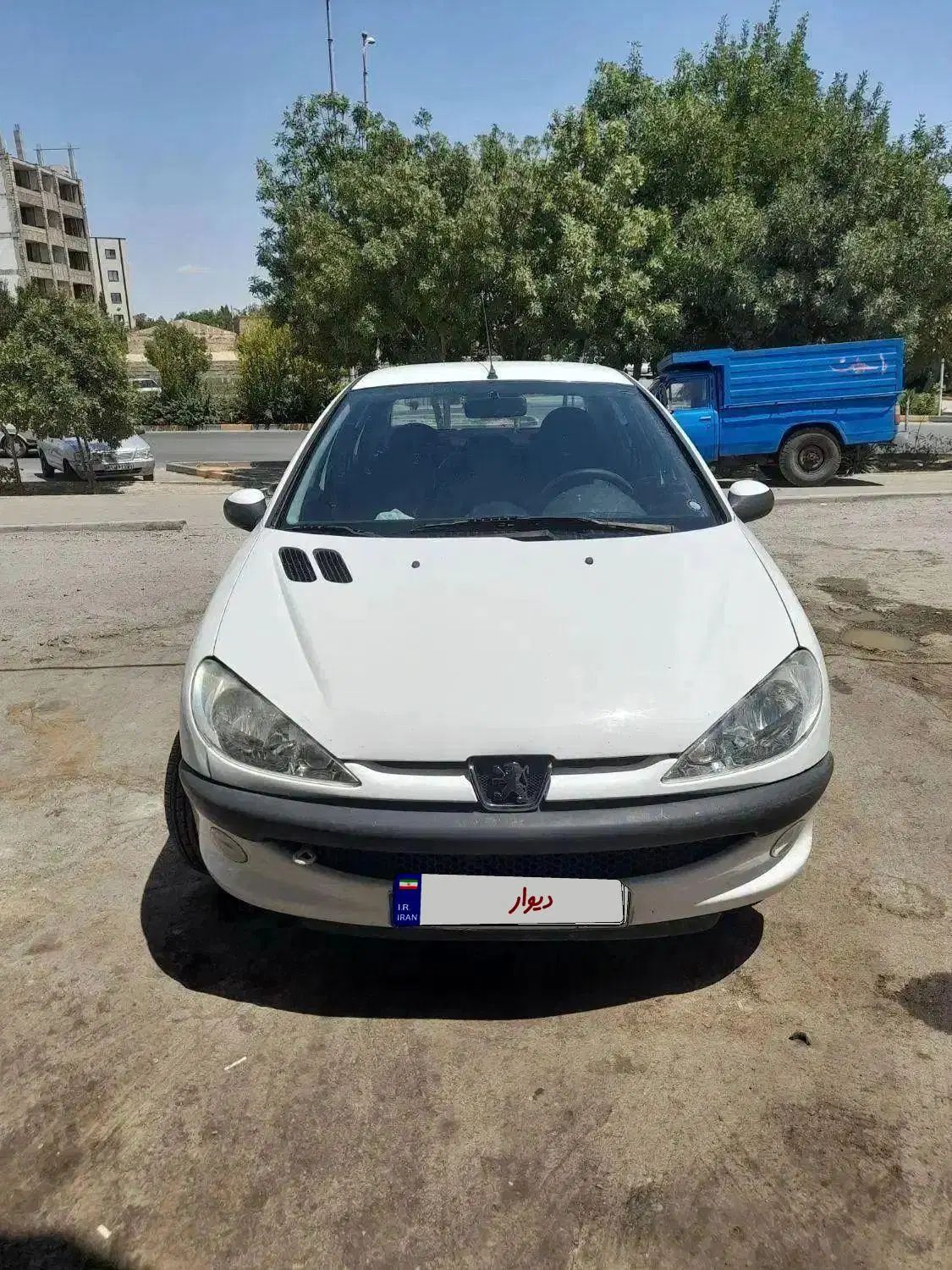 خودرو پژو، ۲۰۶ صندوق دار آگهی ann_19990323