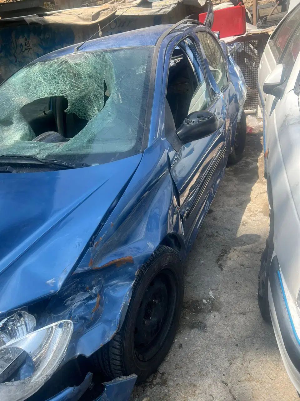 پژو ۲۰۶ صندوق دار v8 - 1396