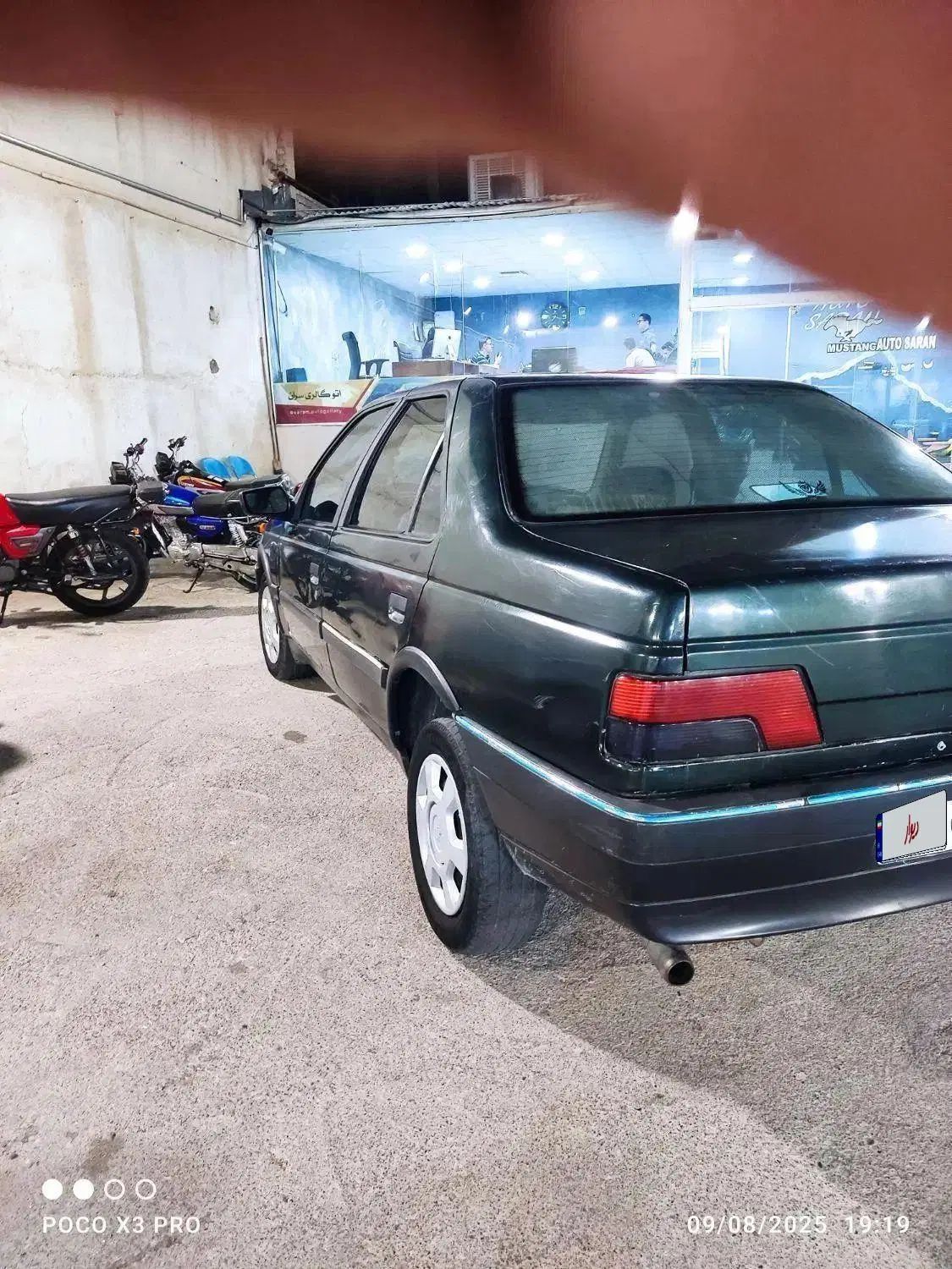 پژو 405 GLX - 1381