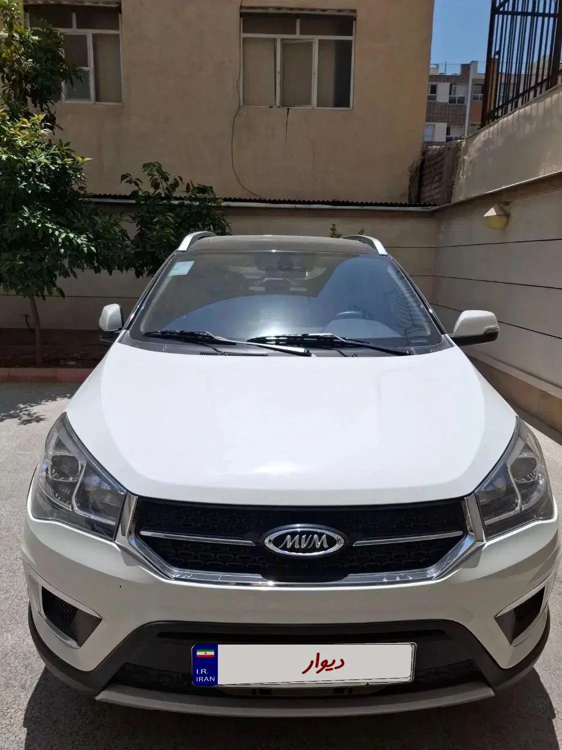 خودرو ام وی ام، X22 آگهی ann_19990349