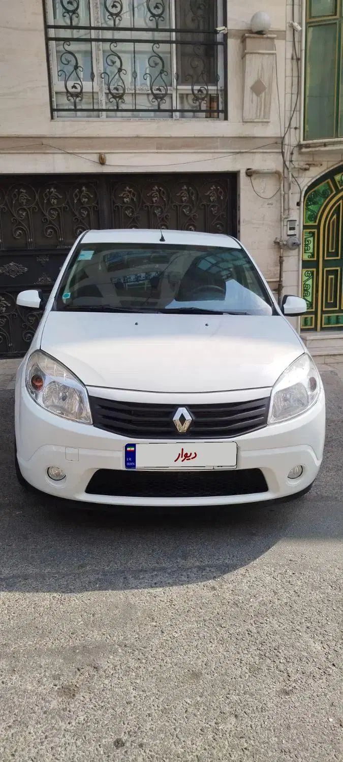 خودرو رنو، ساندرو آگهی ann_19990389