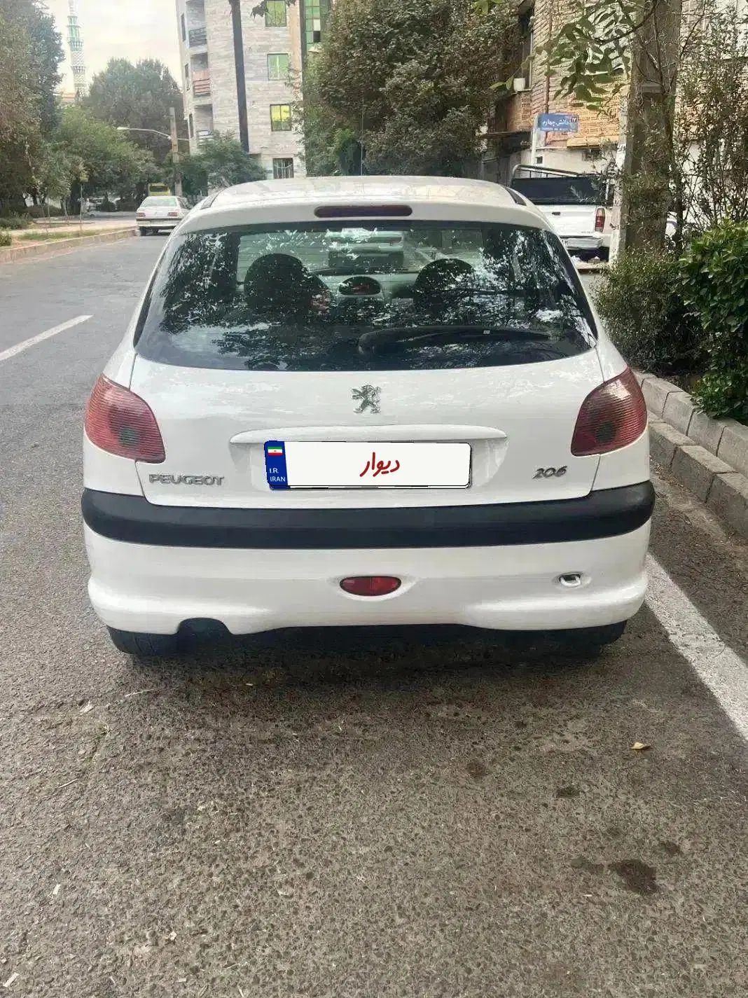پژو 206 تیپ 2 - 1395