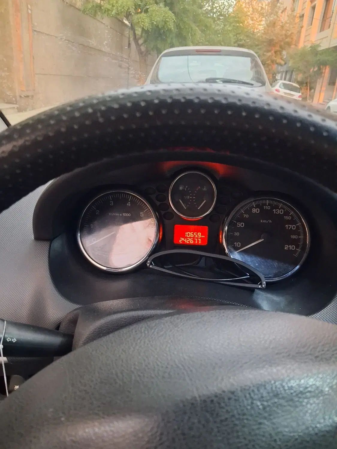 پژو 207 اتوماتیک - 1389