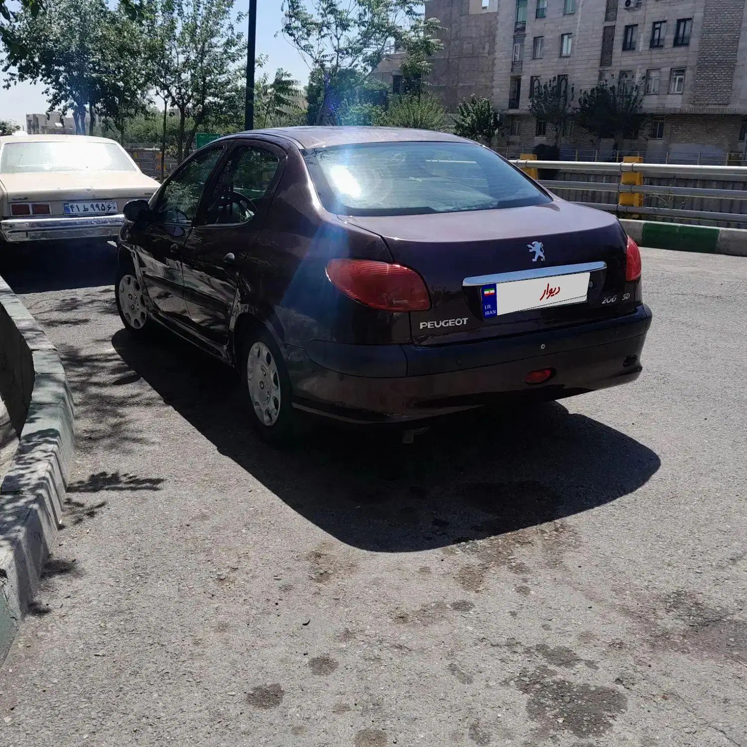 پژو ۲۰۶ صندوق دار v8 - 1394