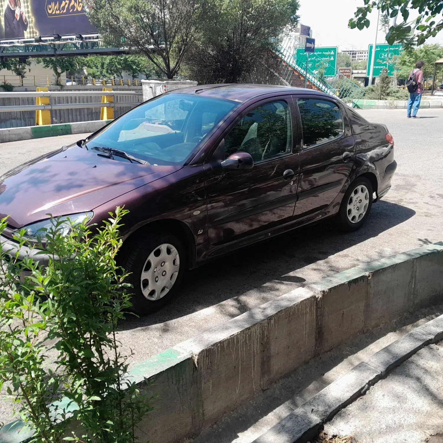 پژو ۲۰۶ صندوق دار v8 - 1394