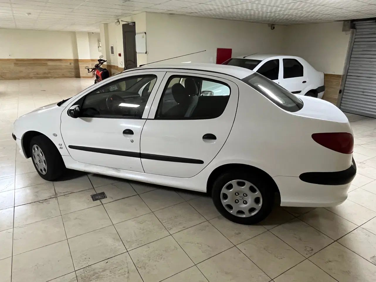 پژو ۲۰۶ صندوق دار v8 - 1399