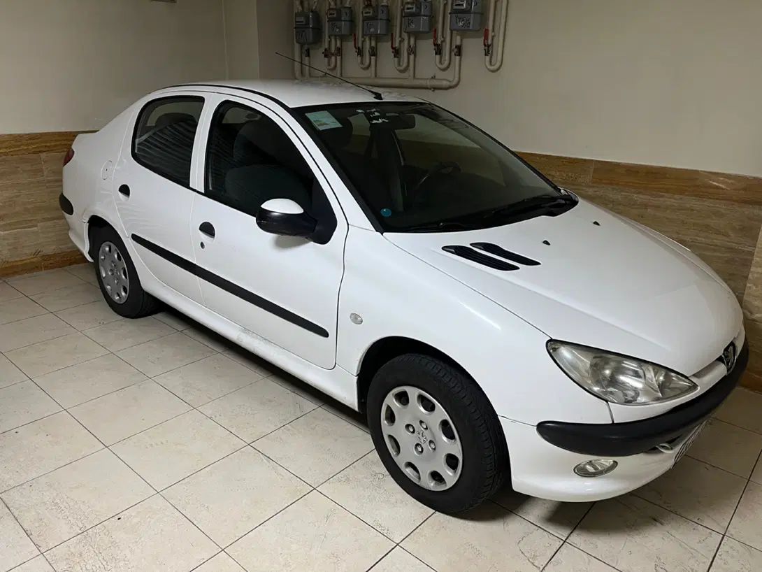 پژو ۲۰۶ صندوق دار v8 - 1399
