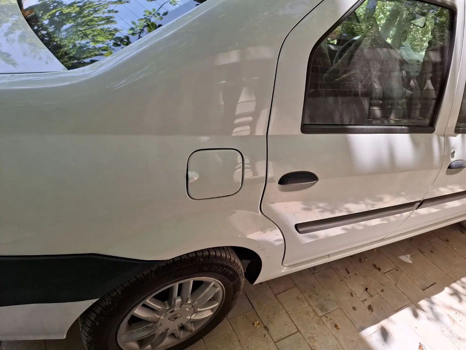 خودرو رنو، پارس تندر آگهی ann_19991104