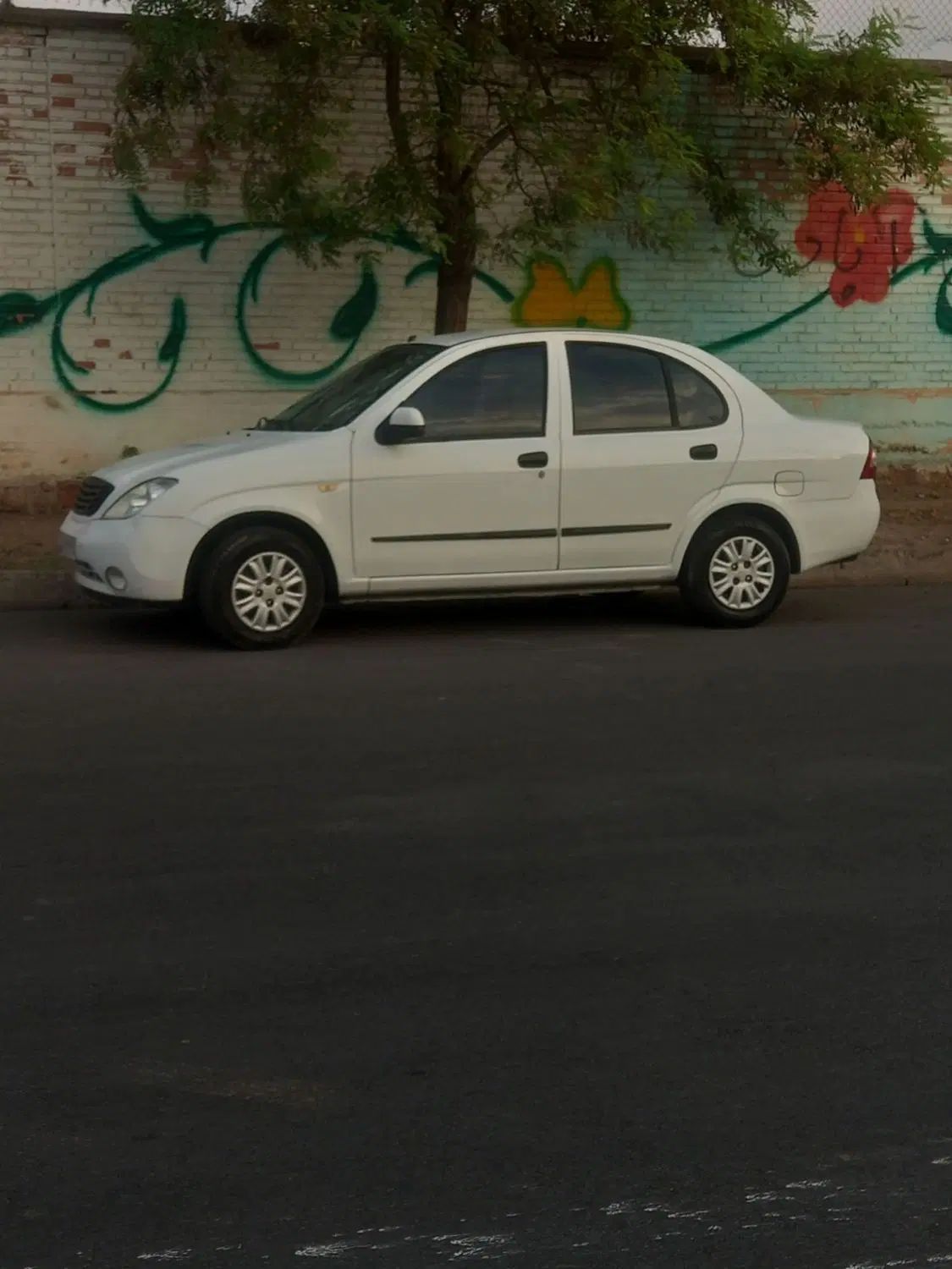 تیبا صندوق دار SX - 1398