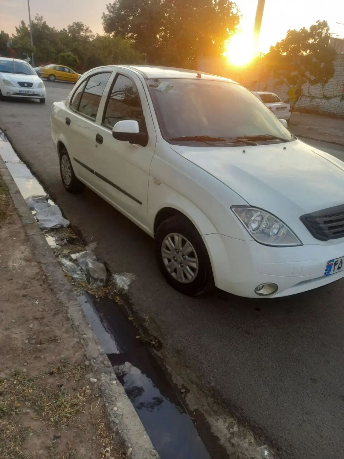 تیبا صندوق دار SX - 1398