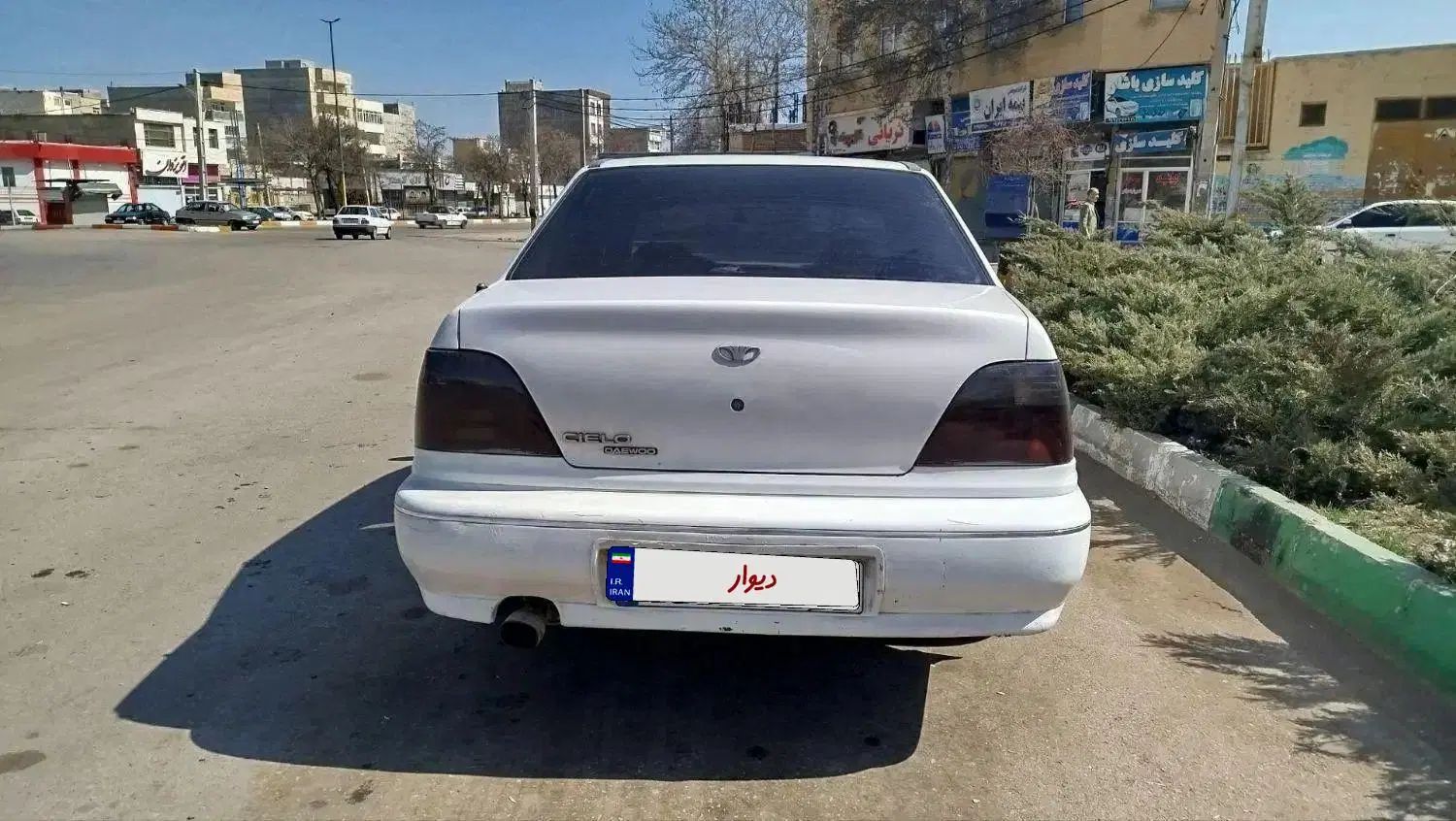 دوو سیلو سدان - 1376