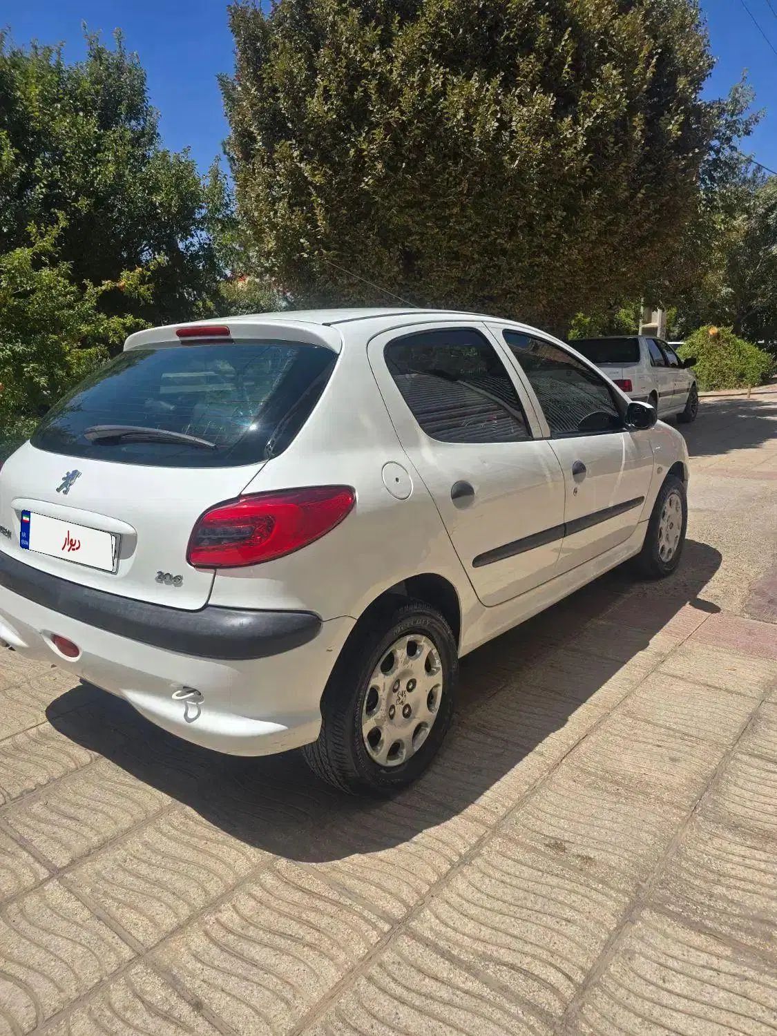 خودرو پژو، 206 آگهی ann_19991365