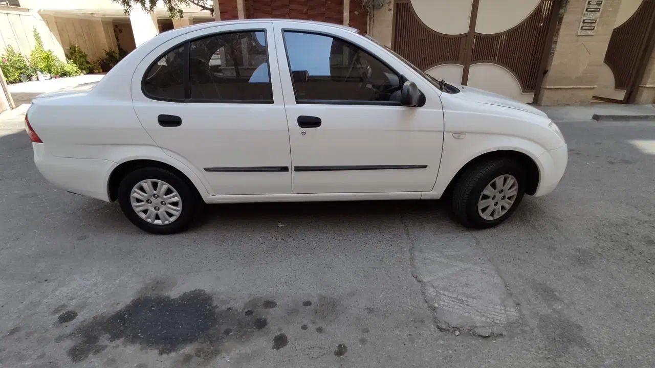 تیبا صندوق دار SX - 1400
