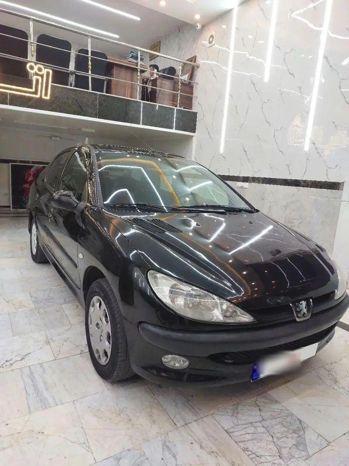 پژو ۲۰۶ صندوق دار v8 - 1393