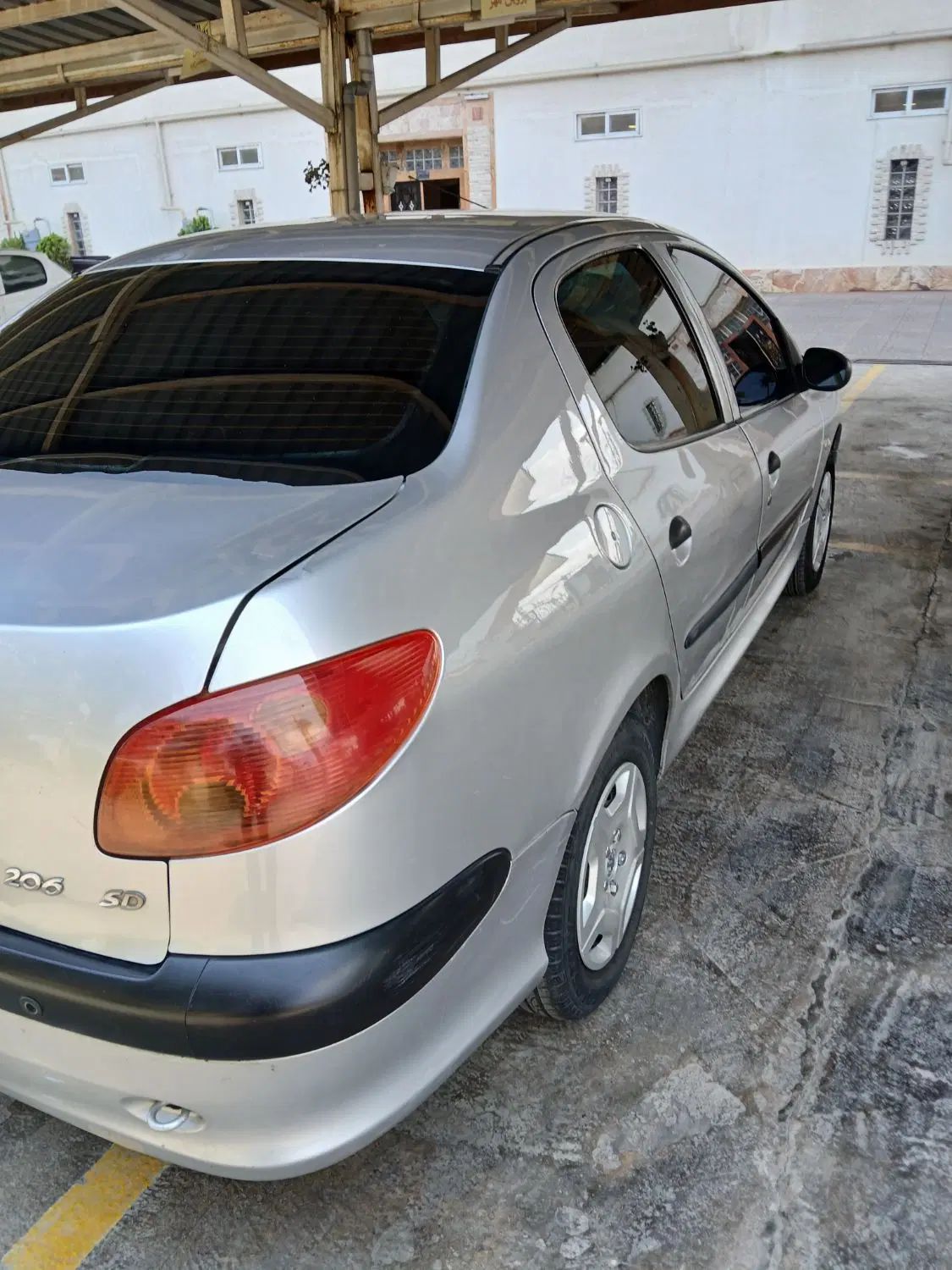 پژو ۲۰۶ صندوق دار v8 - 1386