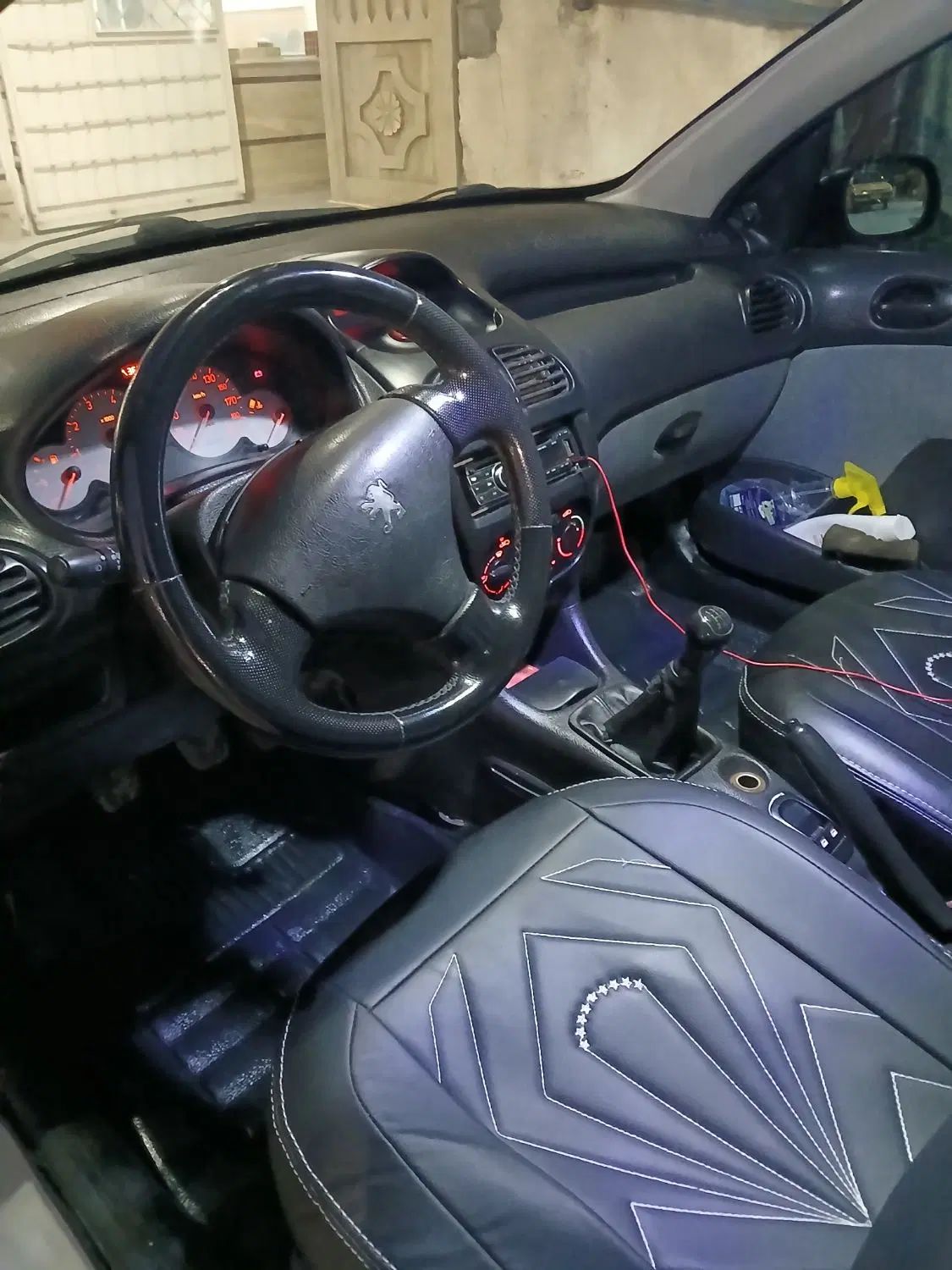 پژو ۲۰۶ صندوق دار v8 - 1386