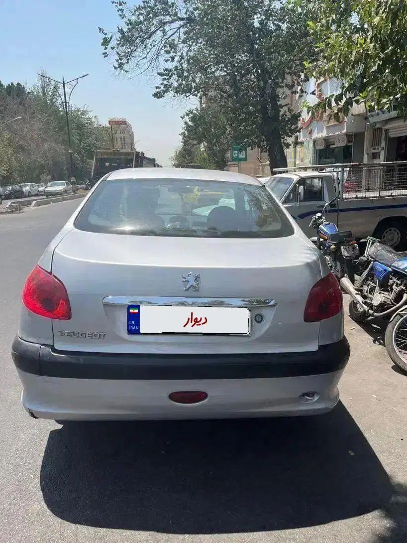 پژو ۲۰۶ صندوق دار v1 - 1388