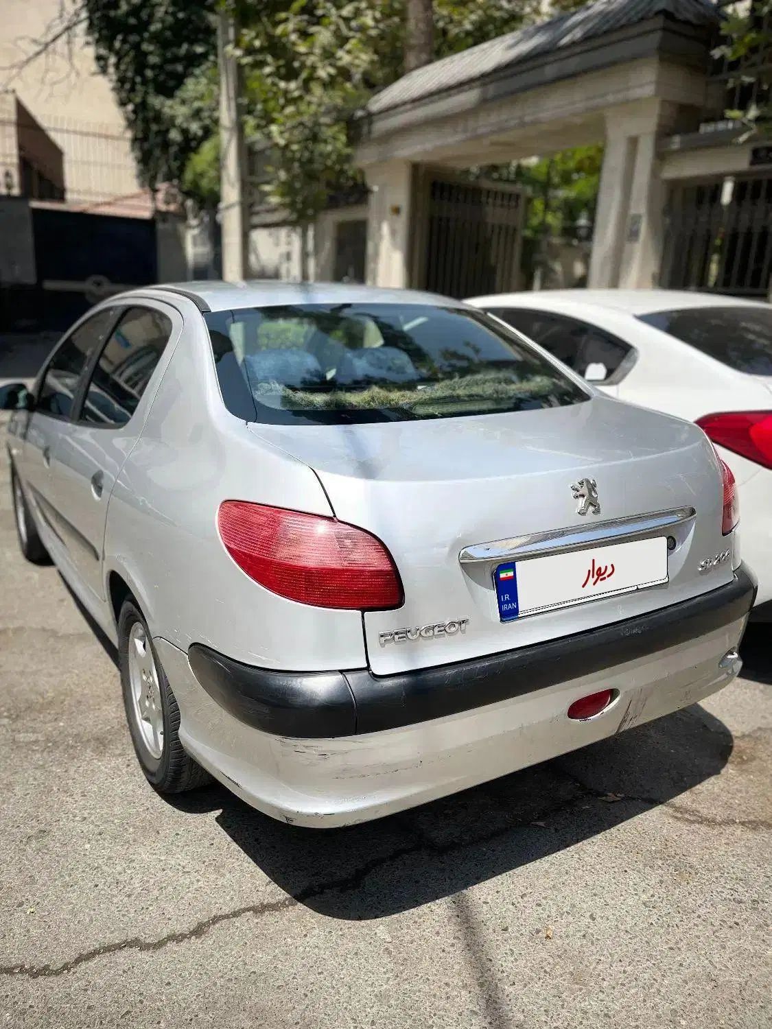 پژو ۲۰۶ صندوق دار v8 - 1385