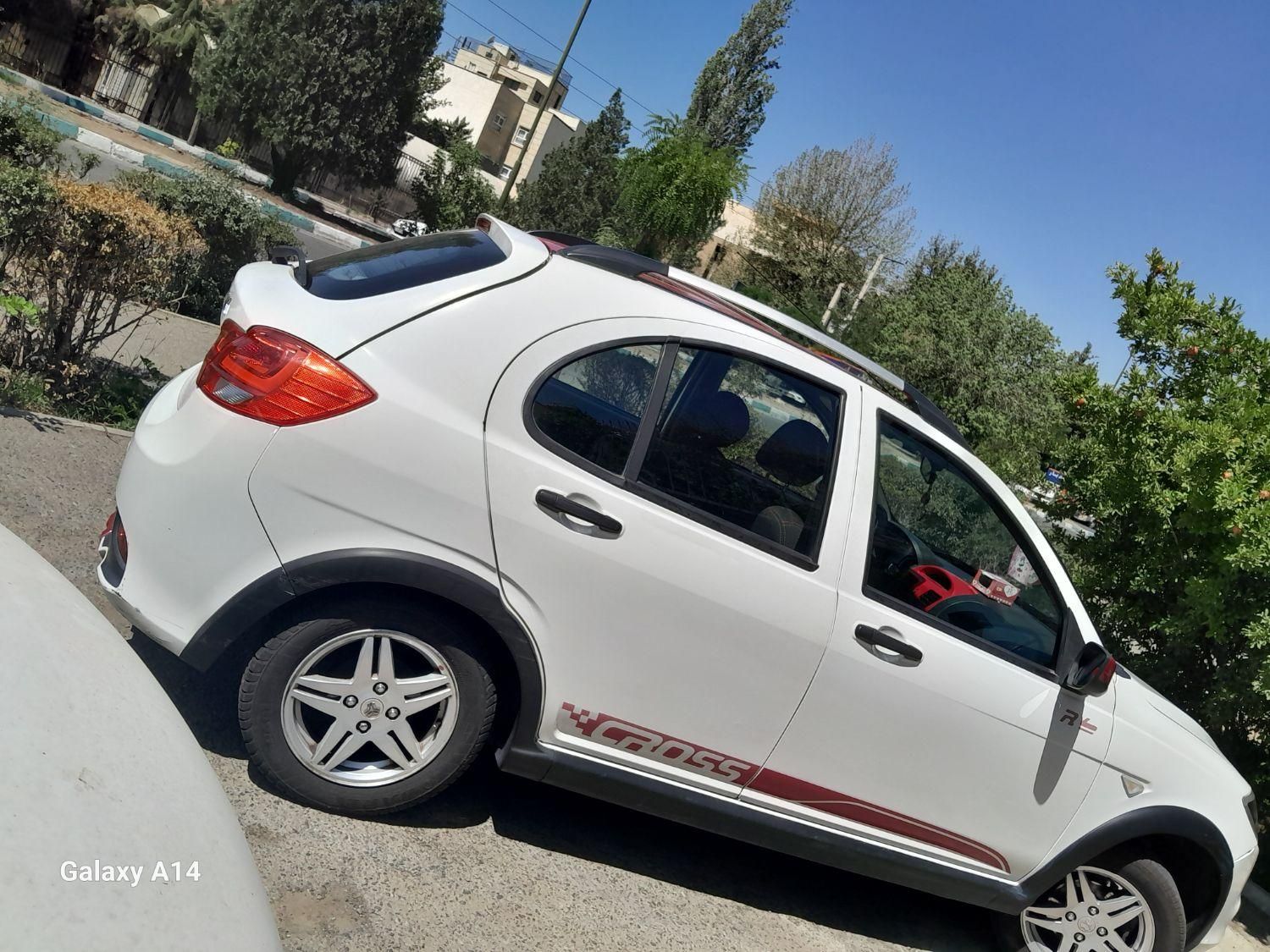 خودرو کوییک، R آگهی ann_19991867