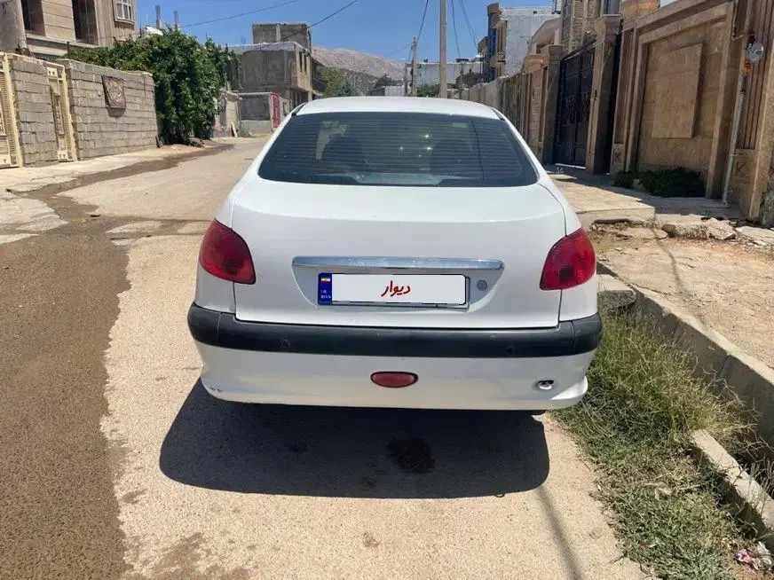 پژو ۲۰۶ صندوق دار v8 - 1396