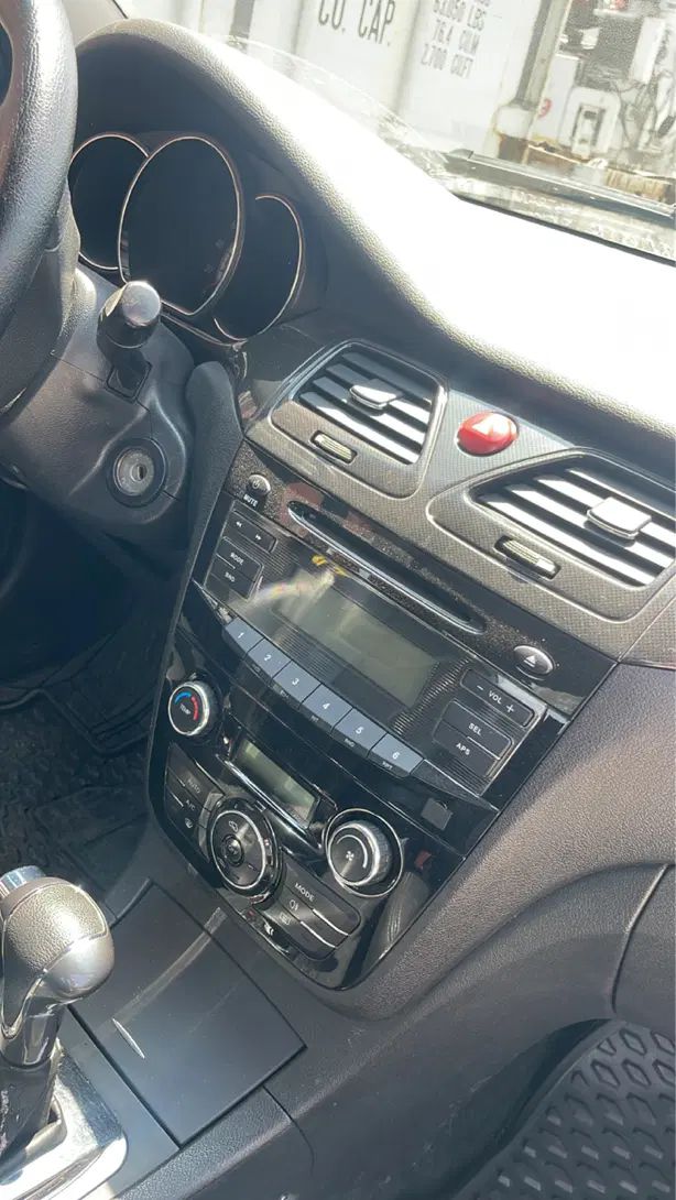 جک J5 اتوماتیک - 1394
