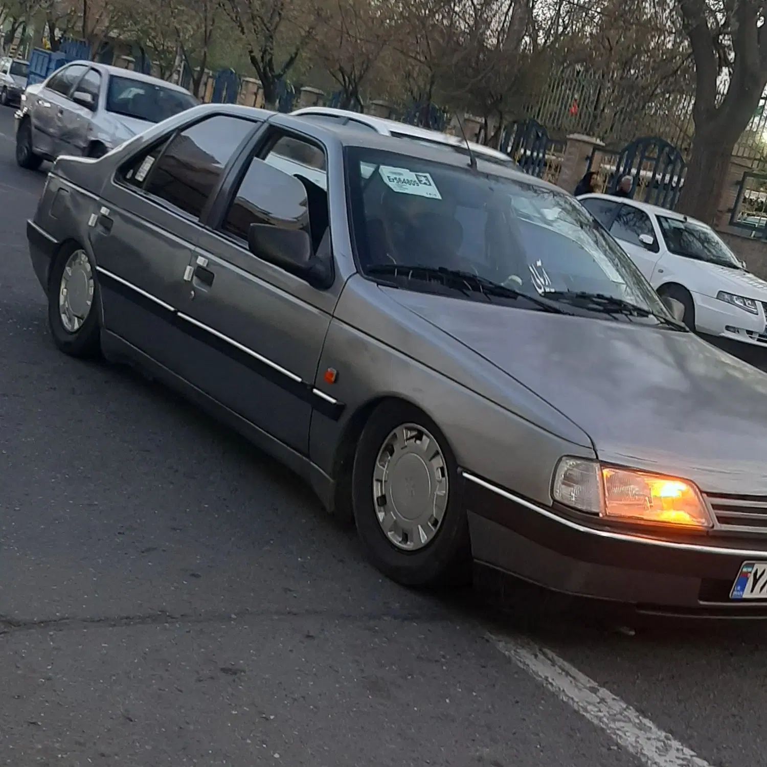 پژو 405 GLX - 1389