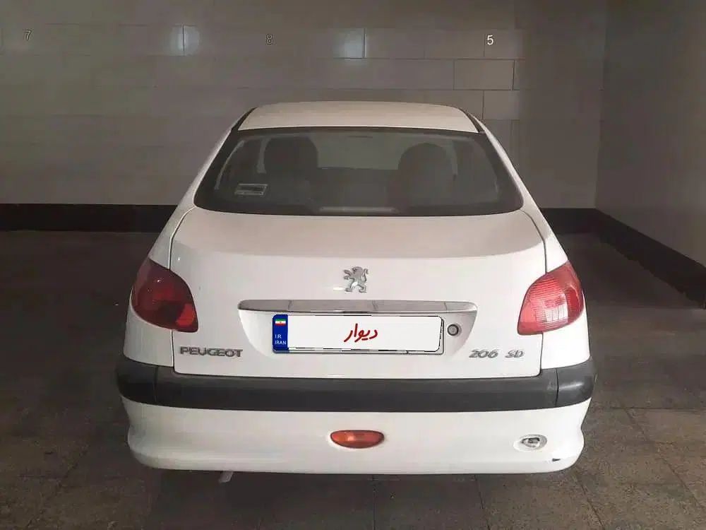 پژو ۲۰۶ صندوق دار v8 - 1391
