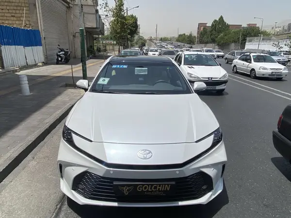 تویوتا کمری LE هیبرید - 2025