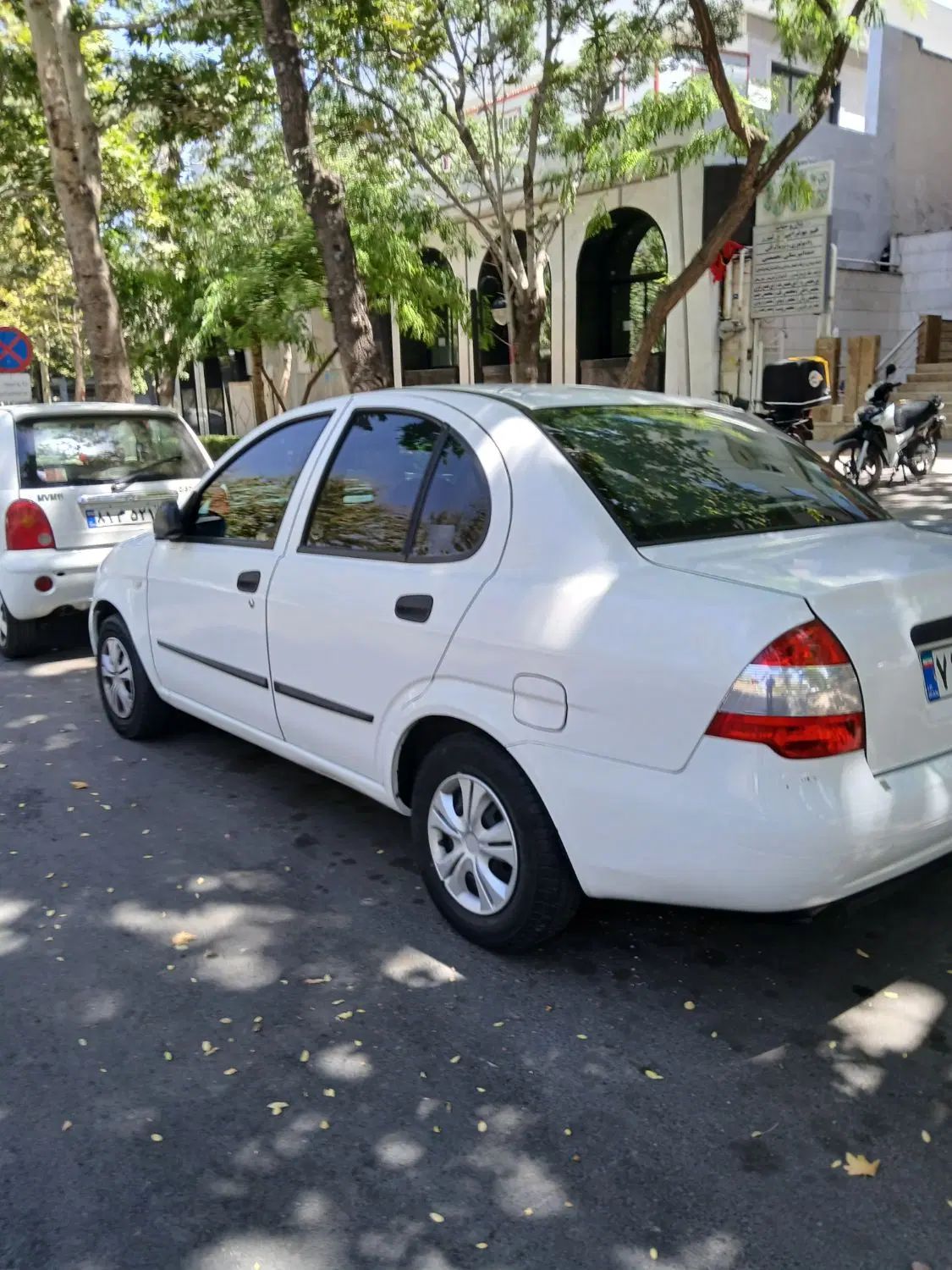 تیبا صندوق دار SX - 1400