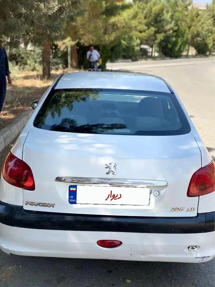 پژو ۲۰۶ صندوق دار v8 - 1396