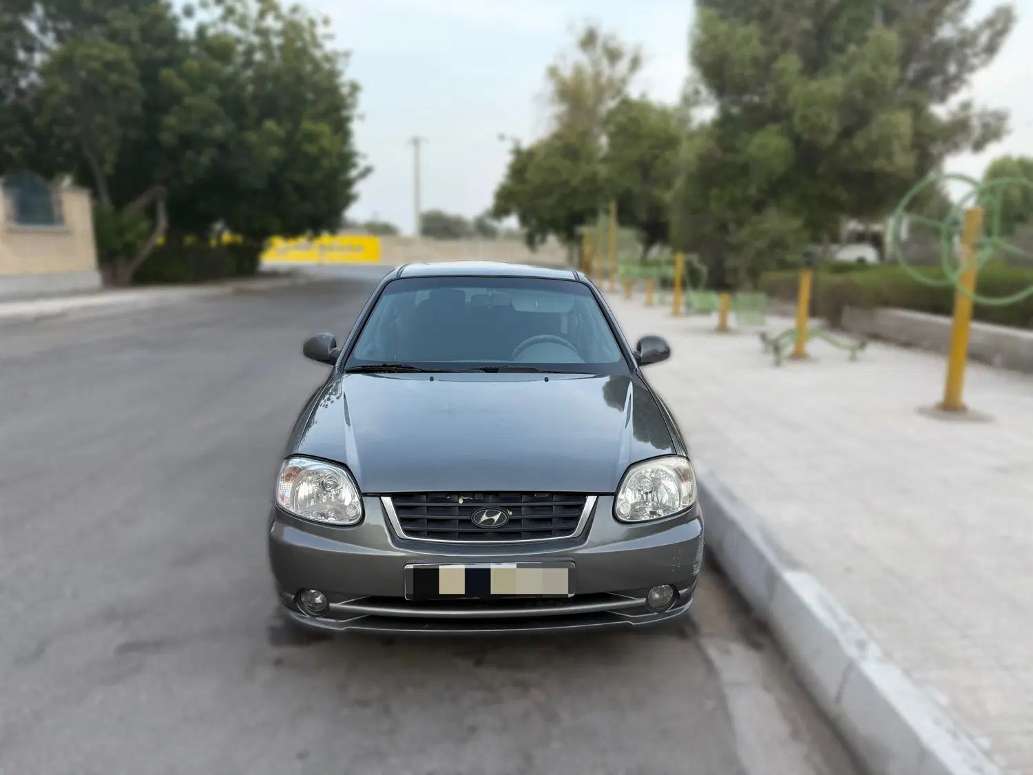 هیوندای ورنا دنده‌ ای - 1389