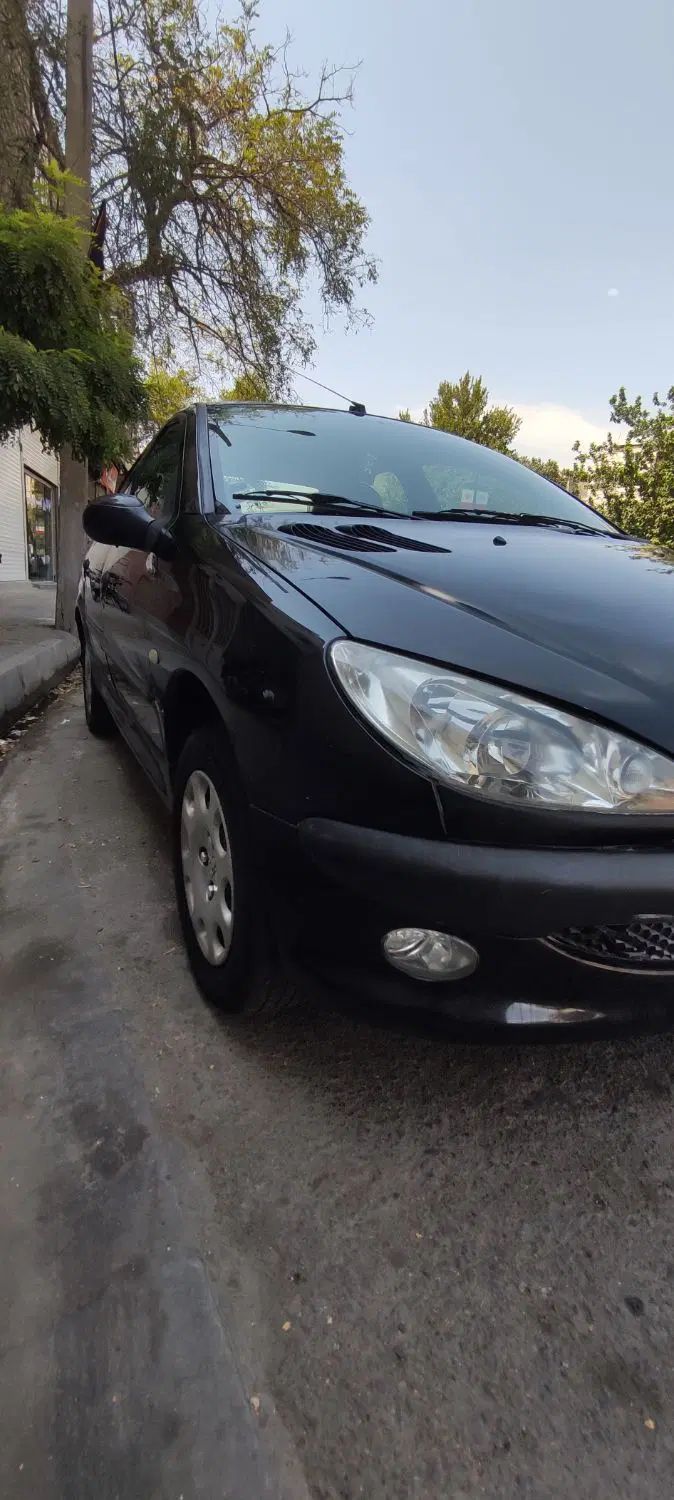 پژو ۲۰۶ صندوق دار v8 - 1390